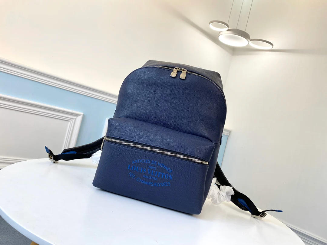 m30359-LV-discovery-backpack