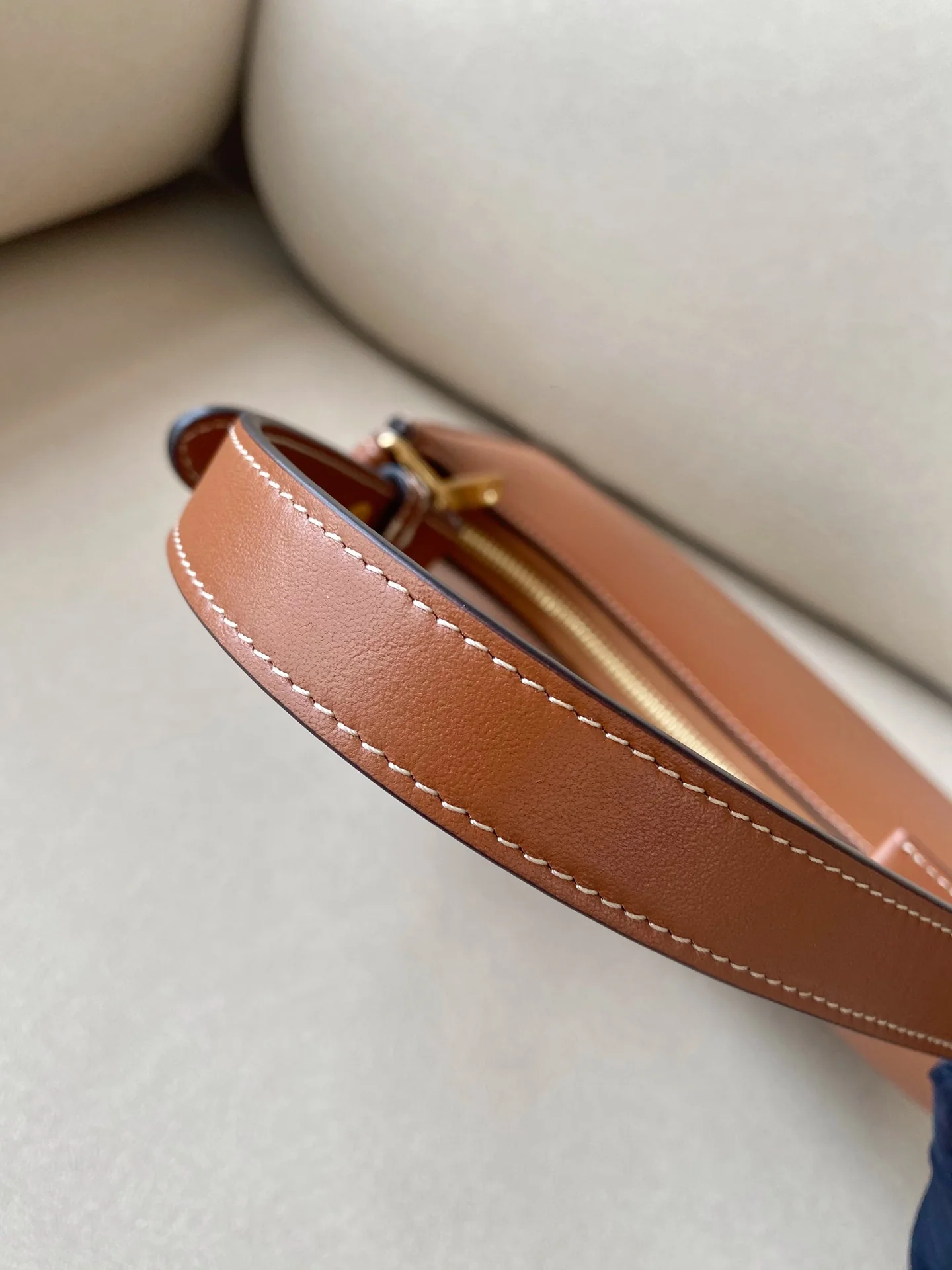 Сумка Celine Ava из гладкой телячьей кожи - 1 шт.