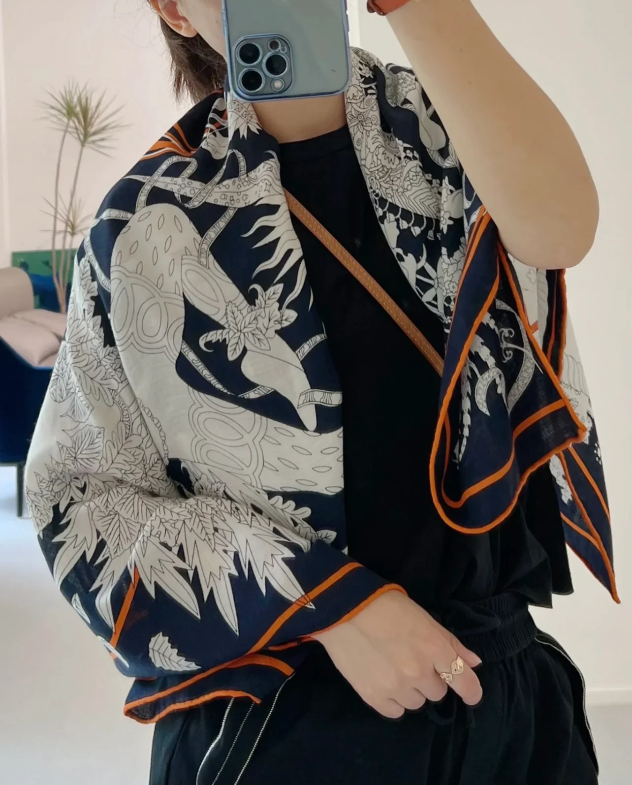 Премиальный двухцветный шарф Hermes - 140 см - Шелк и кашемир