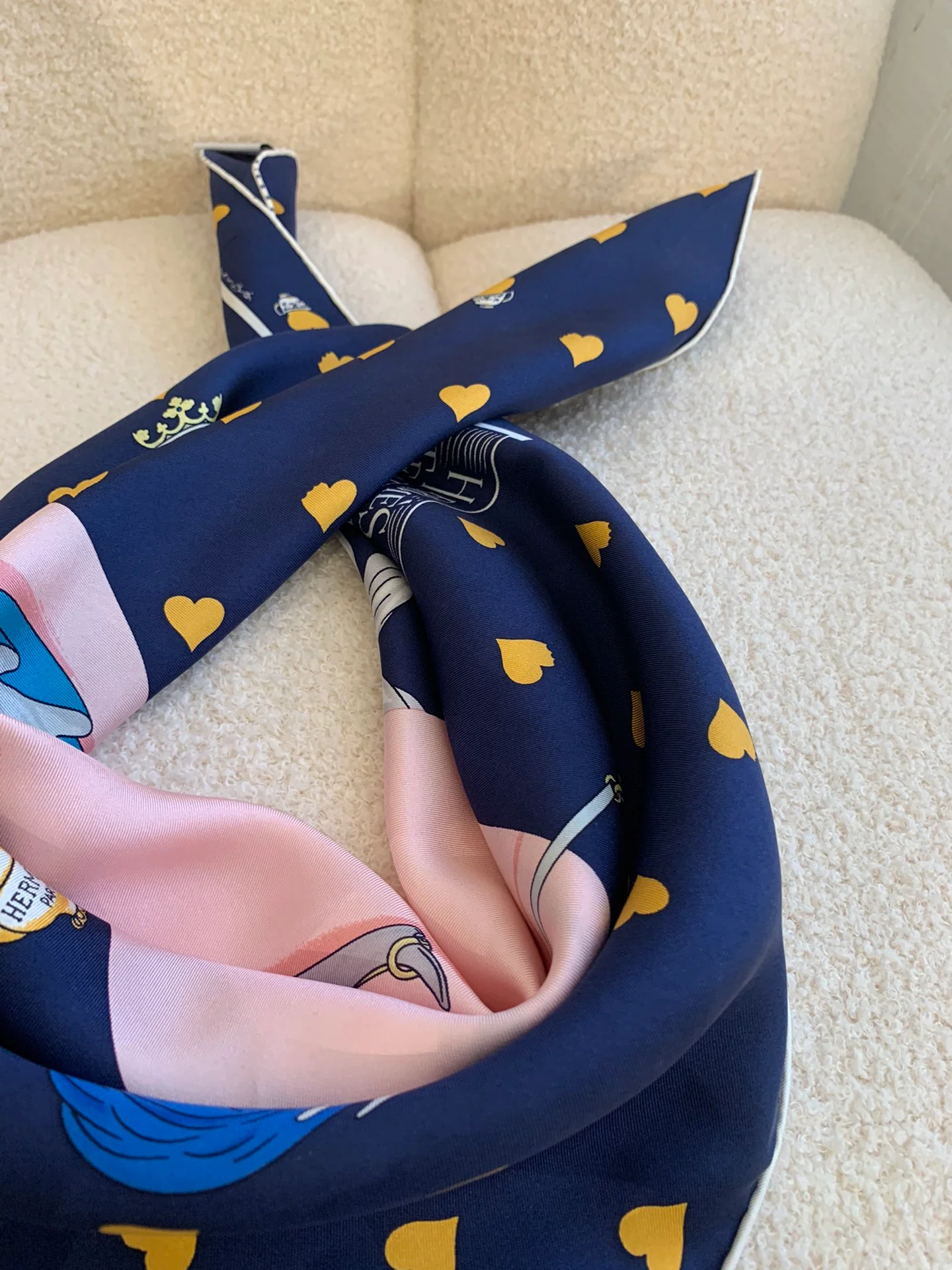 Hermes - Королевский послеобеденный чай - Шелковый шарф ограниченной серии, 70 см - 100% чистый шелк