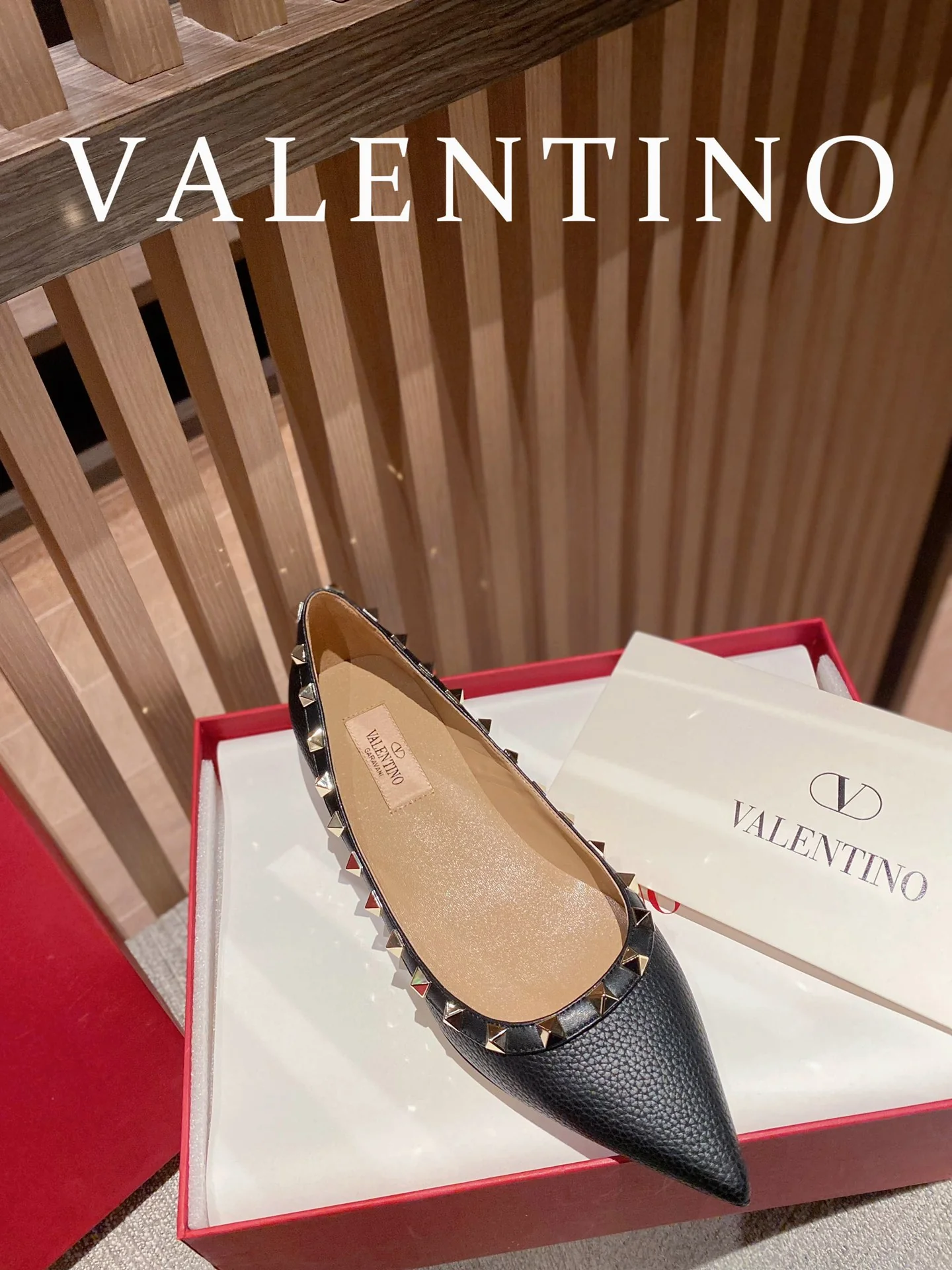 Valentino - Черные балетки с заклепками