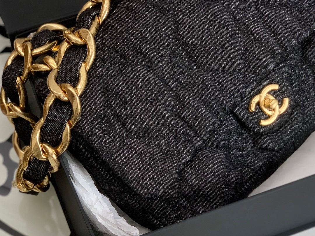 Сумка Chanel CF Chunky Chain Denim Shoulder Bag 2022 года, черная, 27 см.