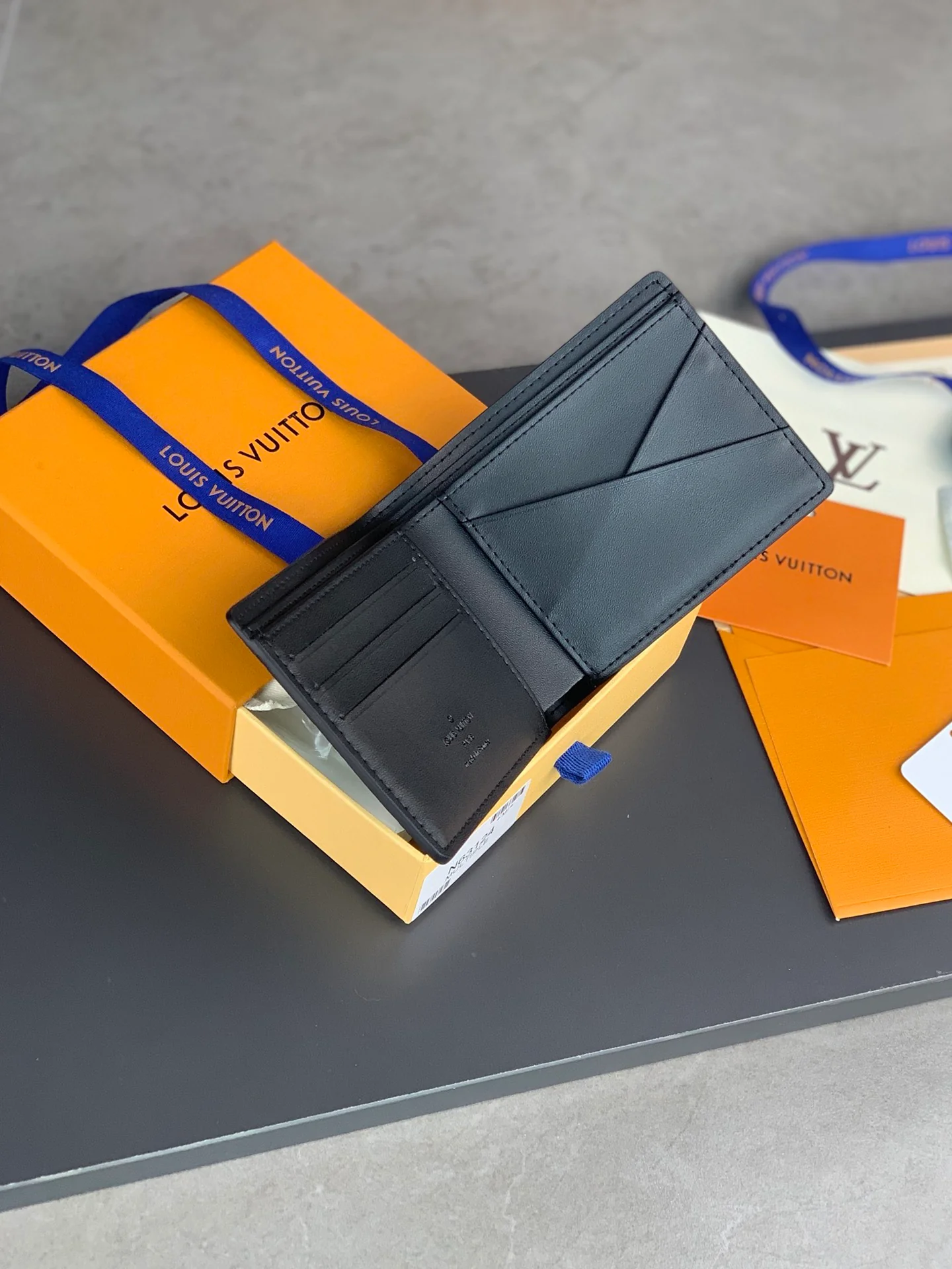 LV-n63124-Короткий зажим