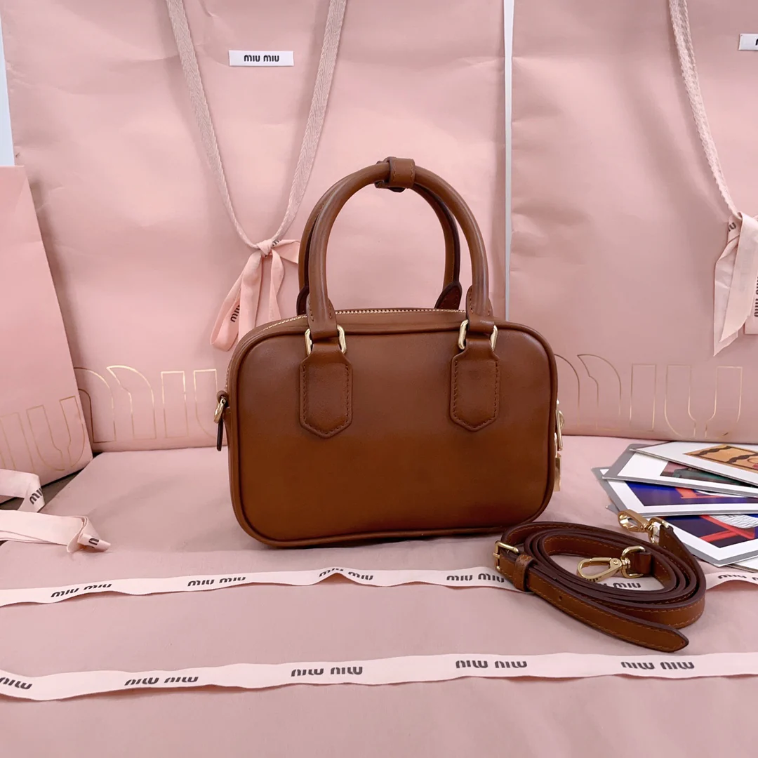 Сумка для боулинга Miu Miu-5bb123-too-pretty-bowling