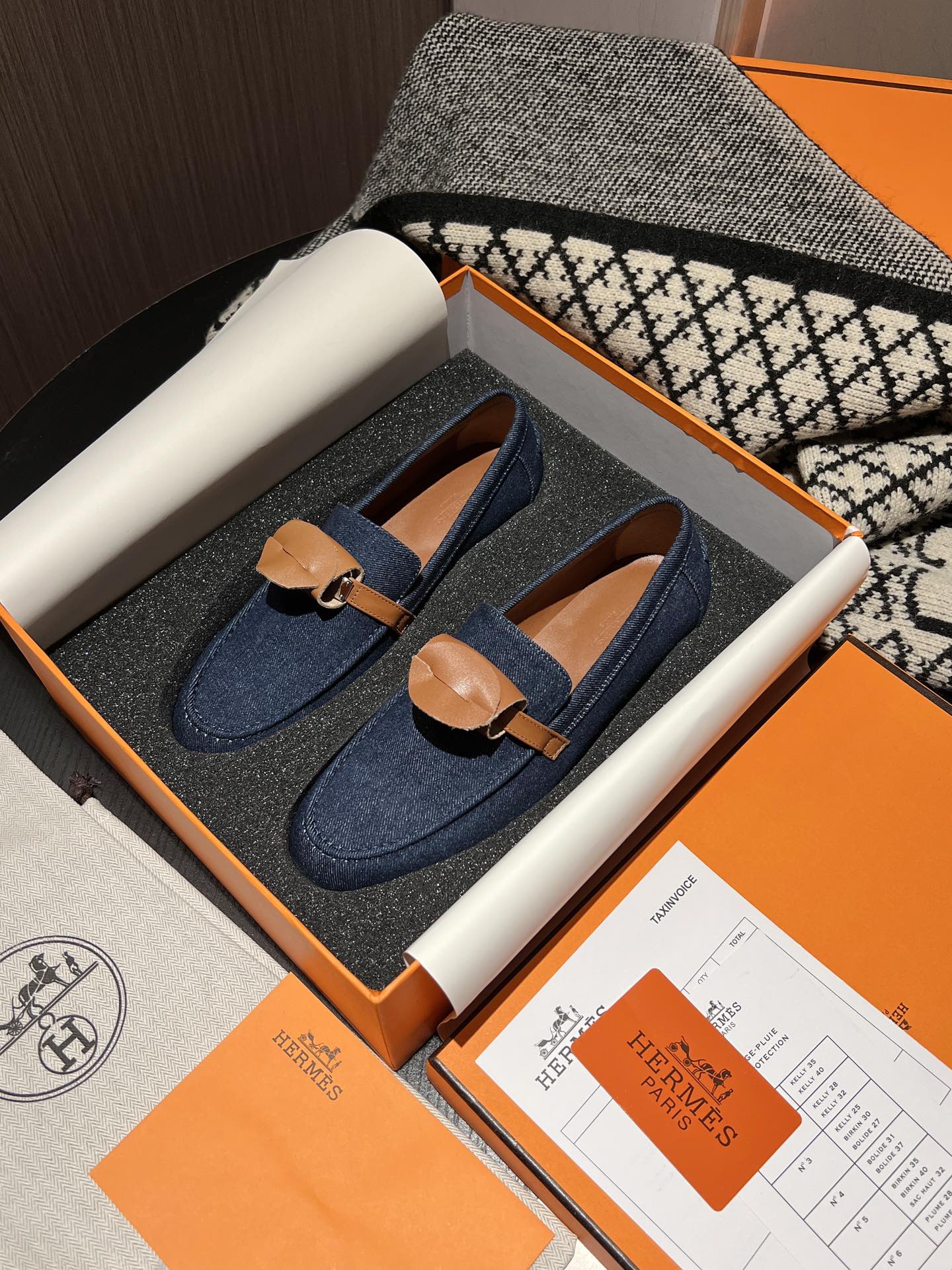 Новинка ранней весны от Hermes - Мини-мюли с пряжкой Kelly Buckle - Синие