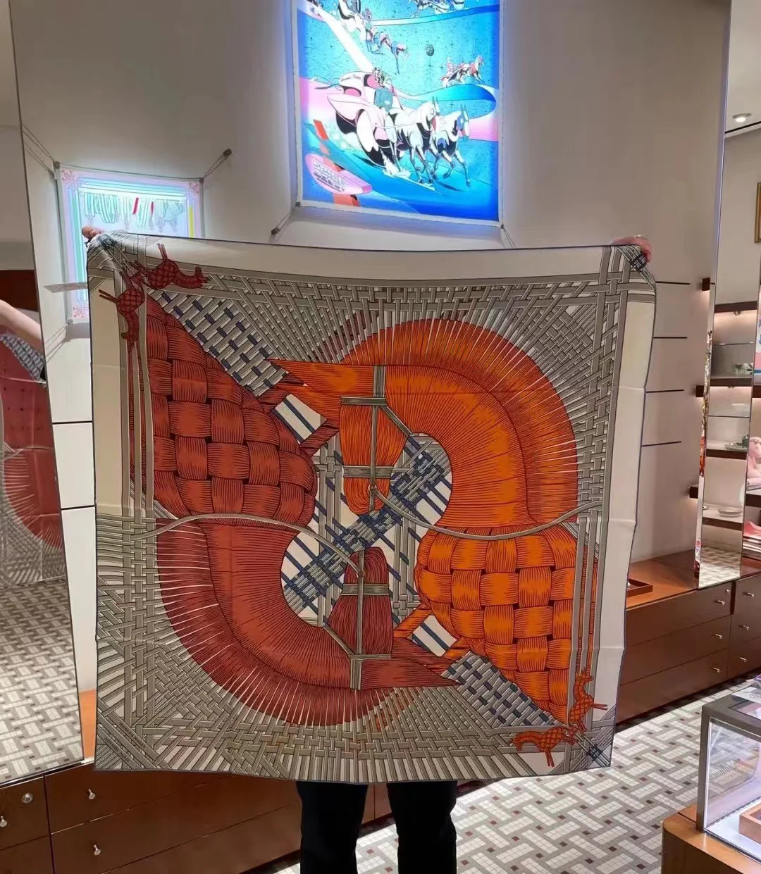 Hermes - Two Horses Weave Love - шарф из 90% шелка.