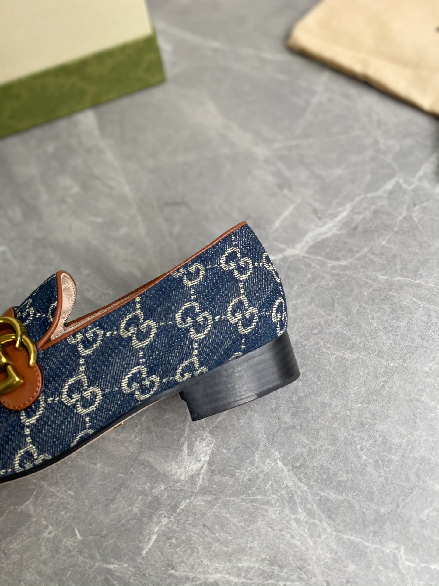 Джинсовые лоферы Gucci