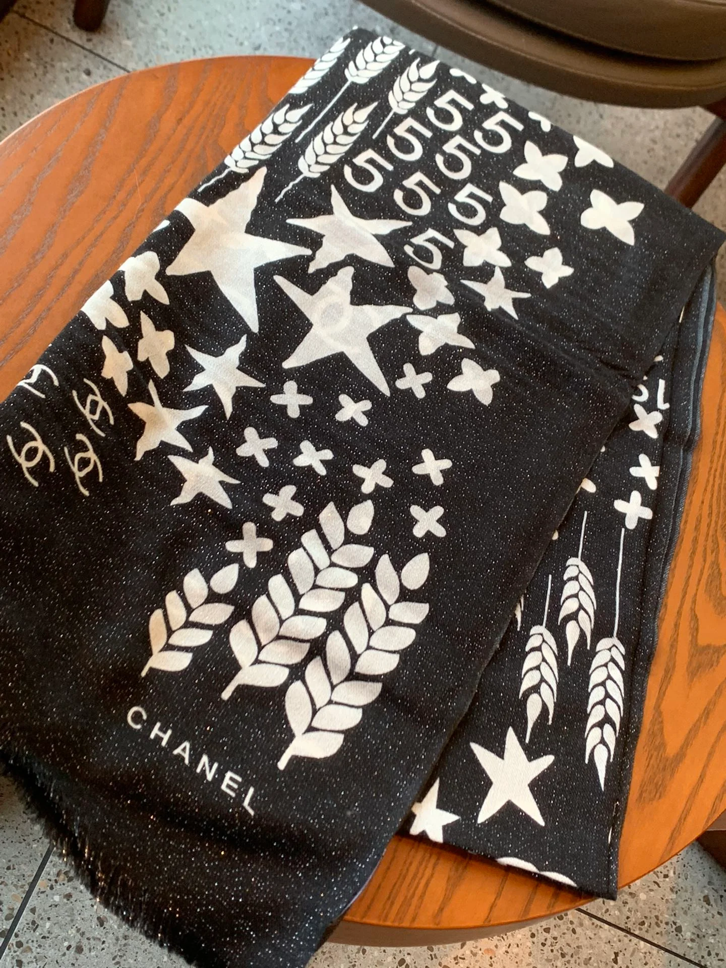 Chanel - Шарф с принтом в виде колосьев пшеницы - 110-200 см - Кашемир