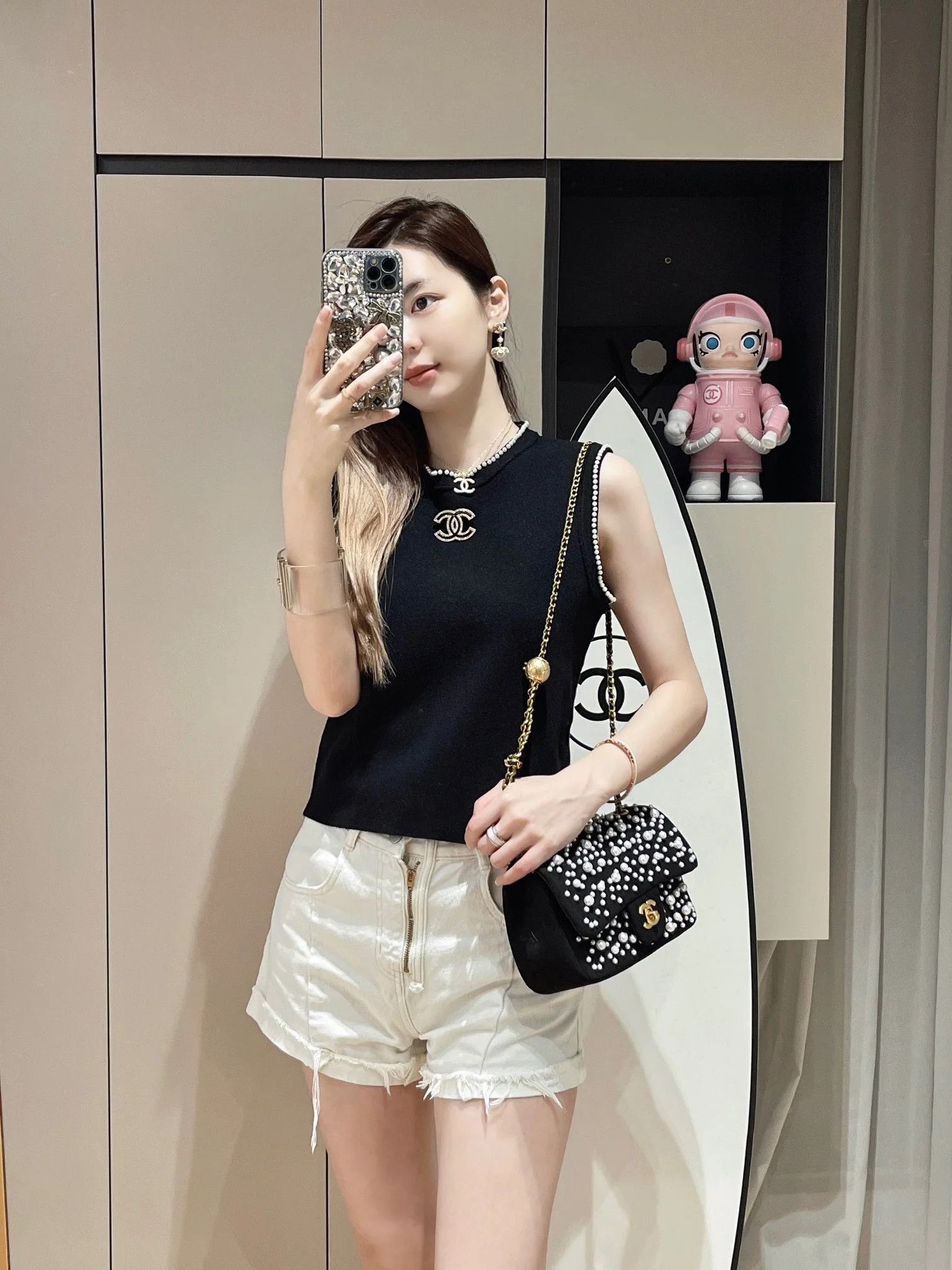 Жилет Chanel-2403 из плотной вязки с бисером-1