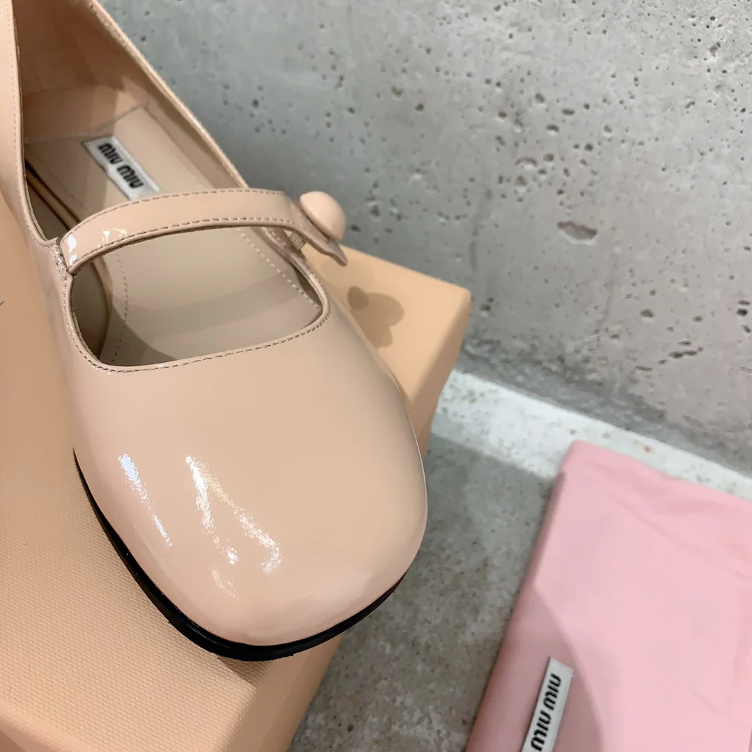 Туфли-балетки Miu Miu Mary Jane - розово-абрикосовые