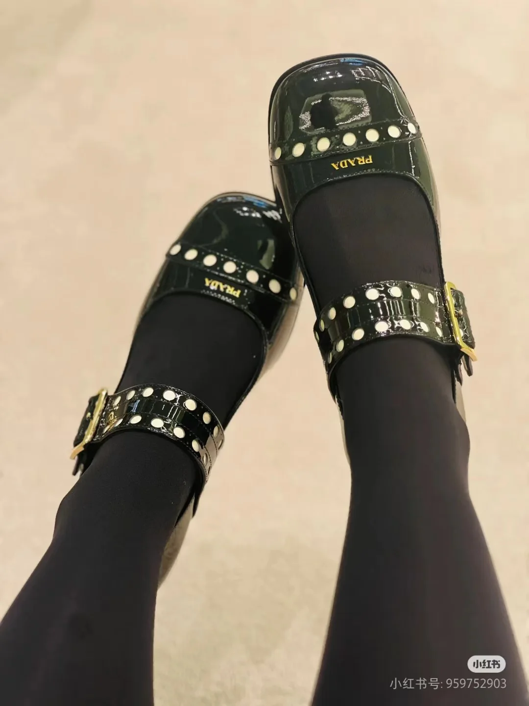 Туфли-мэри-джейн Prada 2024 в стиле ретро - черные