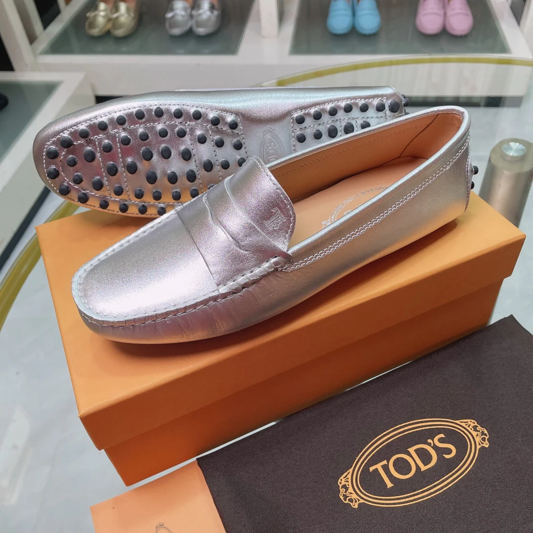 Tods - глянцевое серебро - лоферы - туфли без шнурков