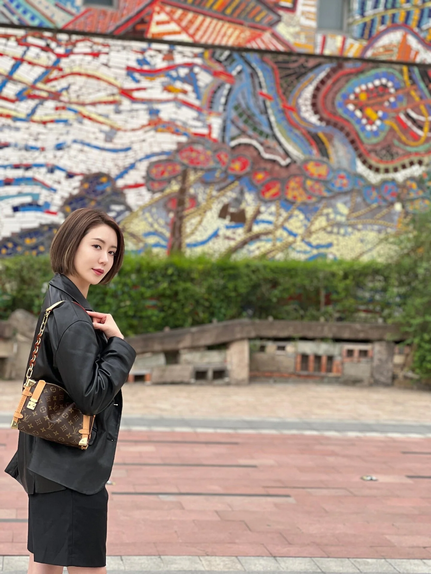 m46358-LV-side-trunk-mm-handbag/shoulder bag