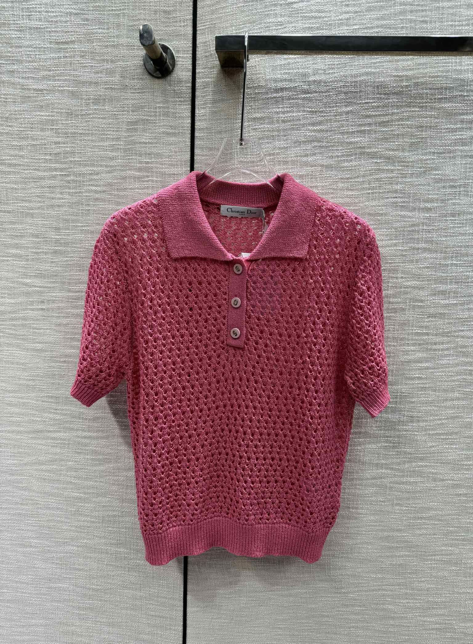 Dior 2403 - Вязаный свитер с короткими рукавами и ажурным воротником - Розовый