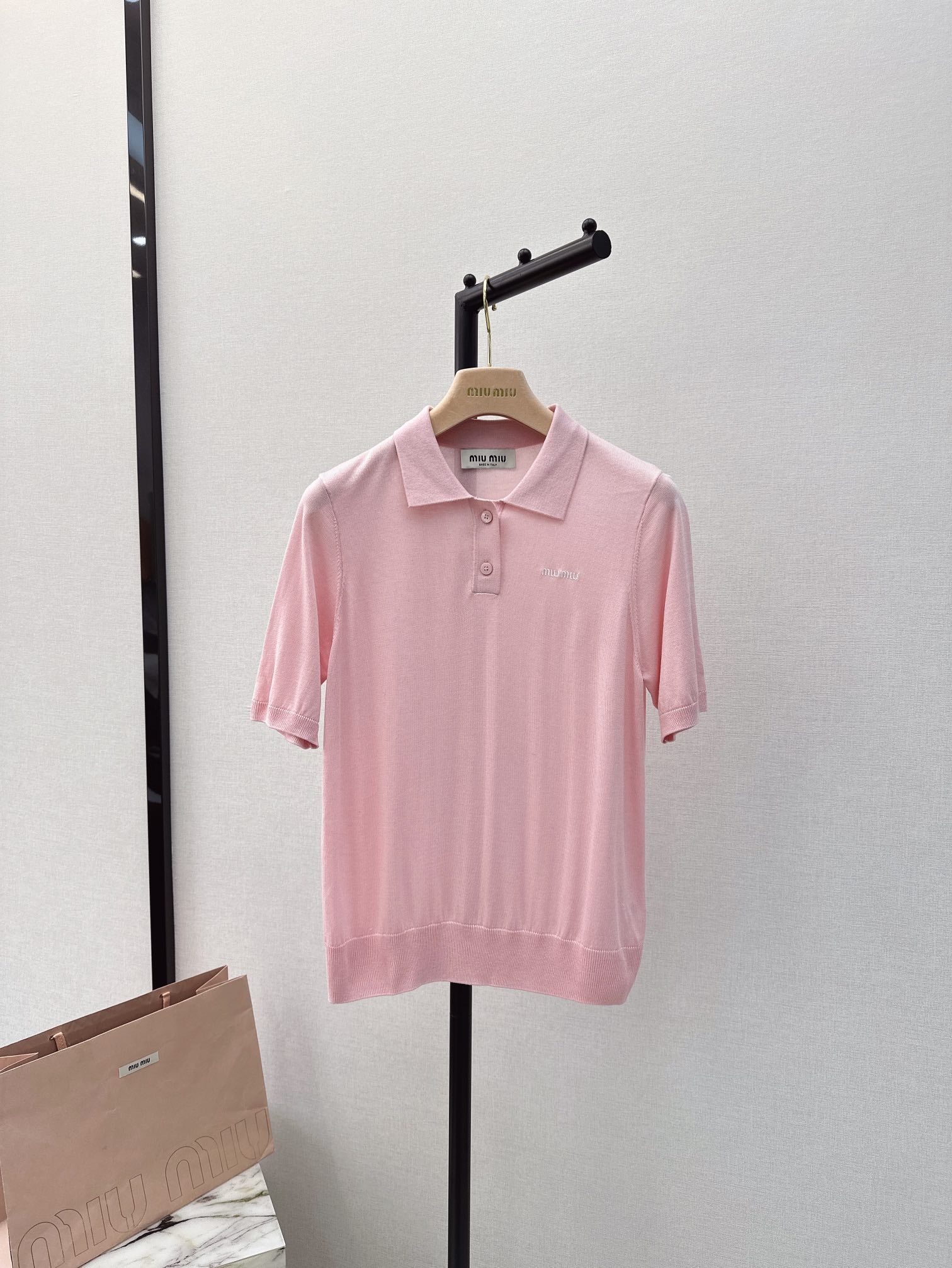 Miu Miu - 2404 - 24ss Весенне-летний новый вязаный свитер-поло - Розовый