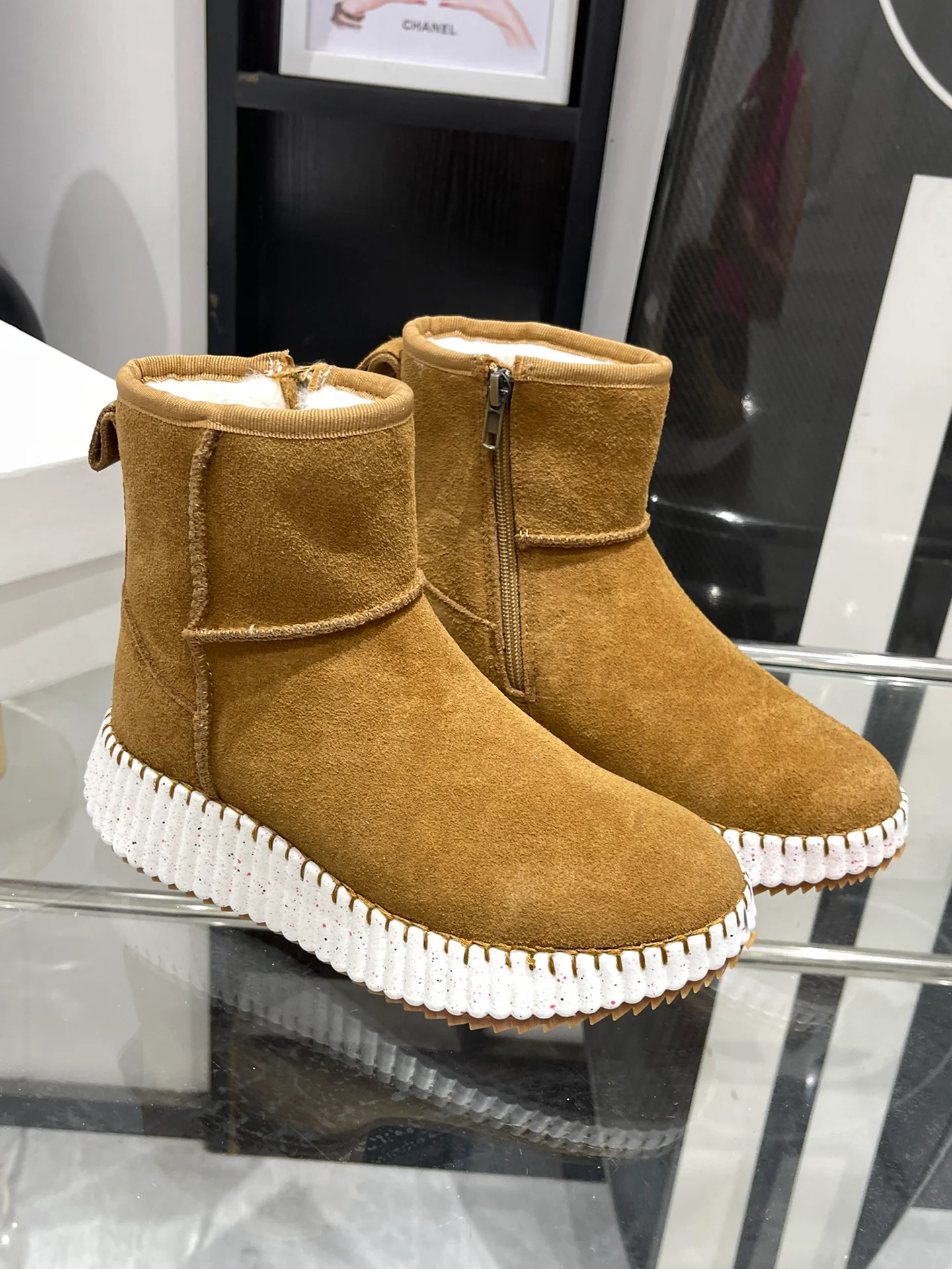 Снежные ботинки Chloe 2024 - Кофейно-коричневый