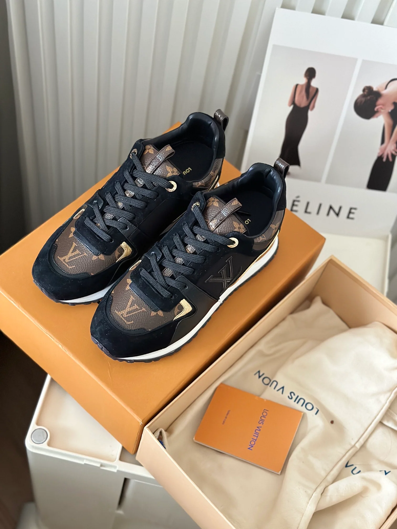 Кроссовки LV Runaway - серия Monogram - базовый стиль