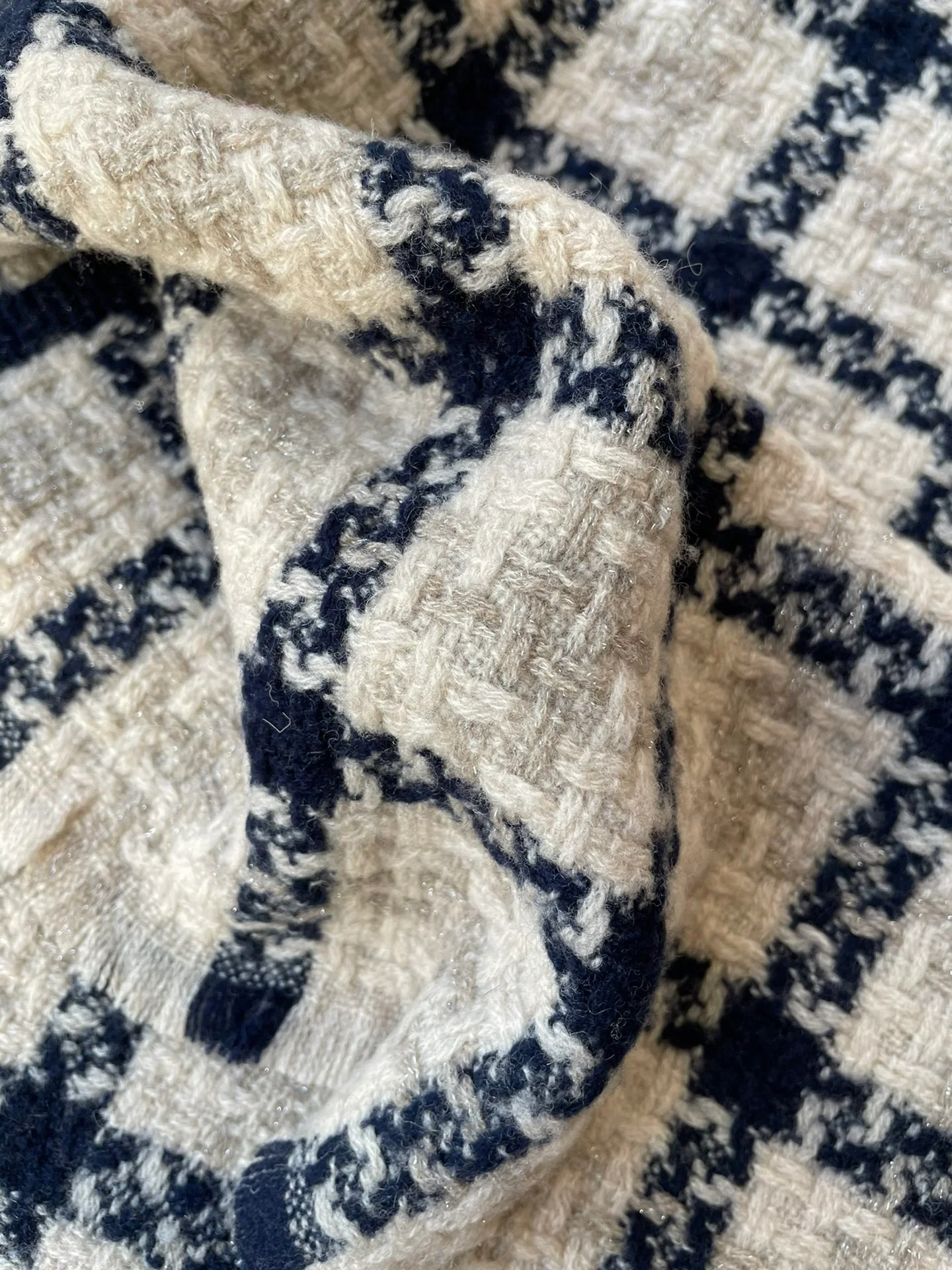 Шарф Chanel из камвольной кашемировой шерсти с двойной перекрестной клеткой - серебряные нити - 80 - овечья шерсть - 20 - кашемир - 38 - 180 см - 1