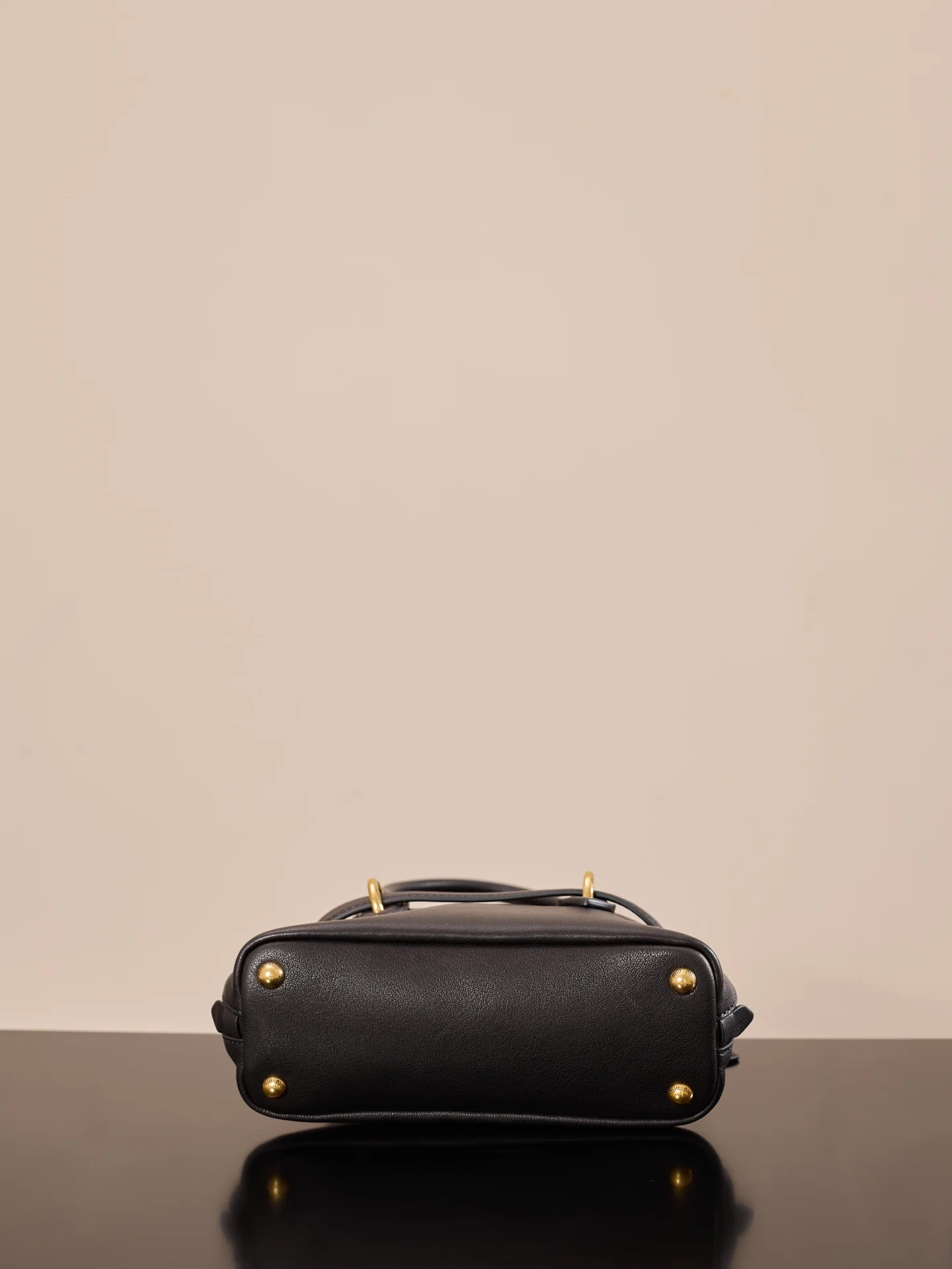 Сумка Miu Miu-5b-090m1050-???????? Маленькая, черная.