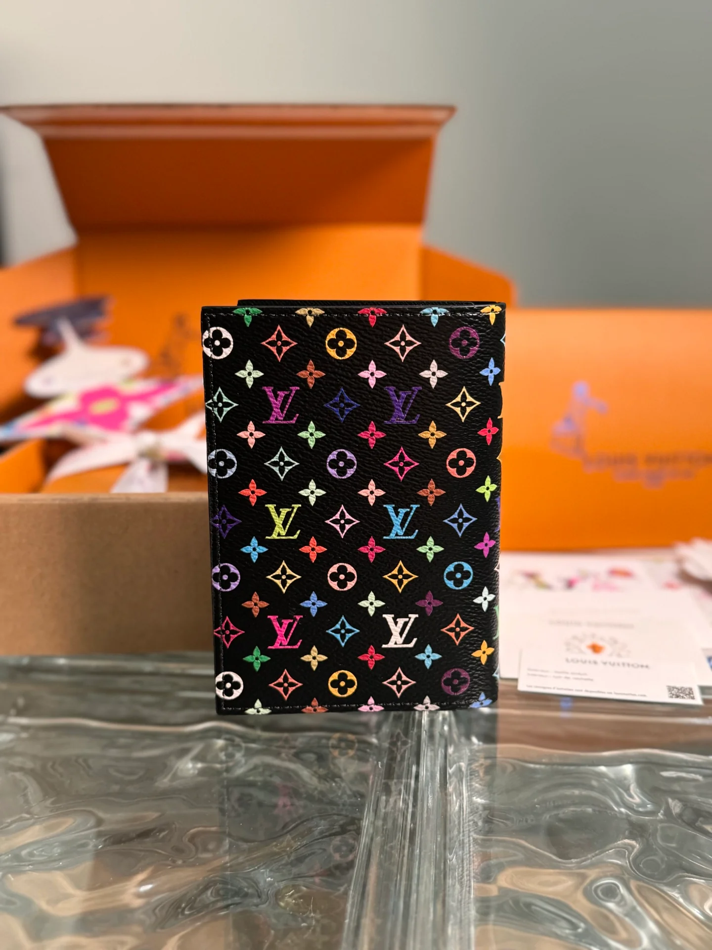 Обложка для паспорта LV-m13414-lvxtm - Радужно-черная