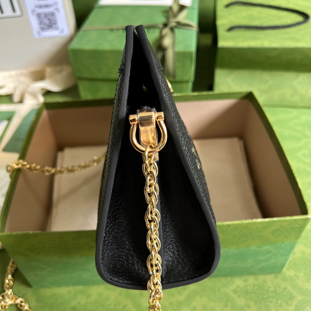 Черная джинсовая сумка Gucci на цепочке через плечо