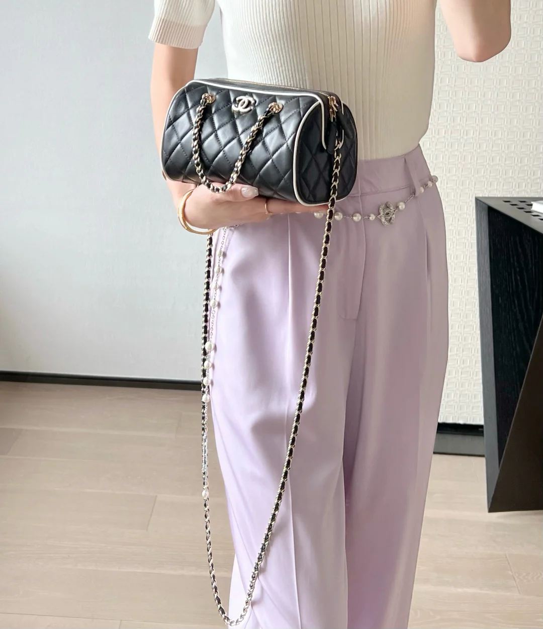 Мини-шар для боулинга из овечьей кожи, весенне-летний, 25 пенсов, с черно-белыми краями.