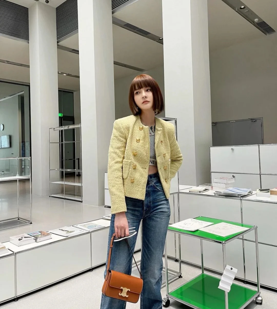 Сумка через плечо Celine Triomphe из коровьей кожи - коричневая