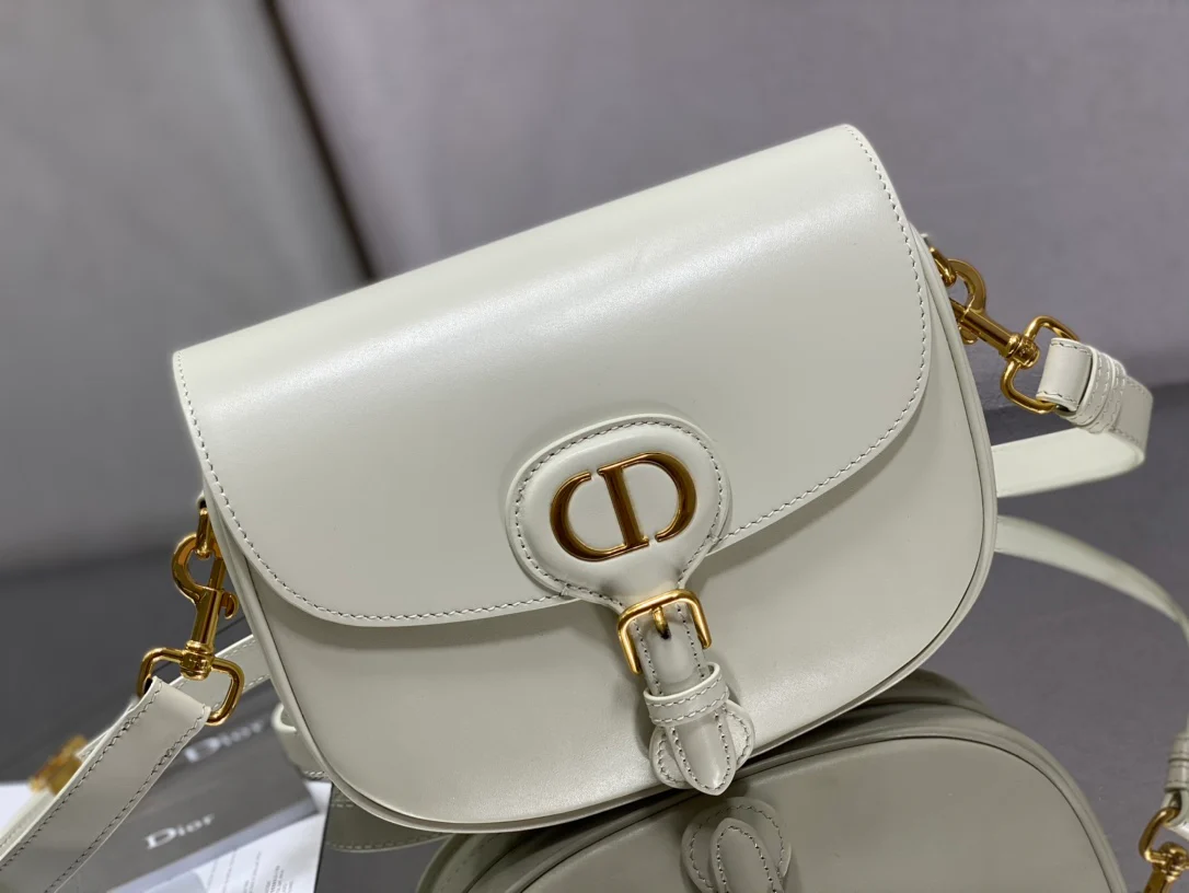 Dior Bobby Medium 22cm, белая кожа
