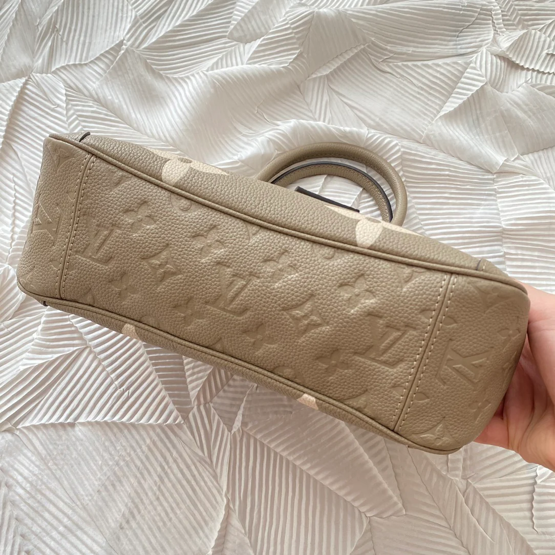 m46585-LV-Trianon сумка-абрикос-маленькая