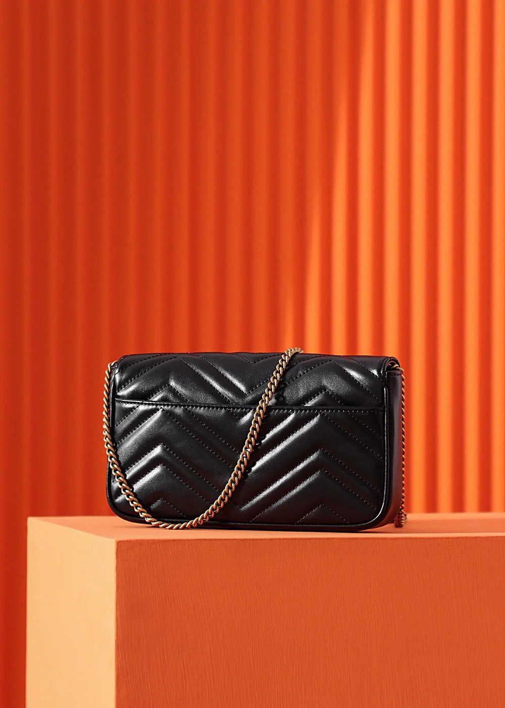 Сумка через плечо Gucci Marmont на цепочке - черная