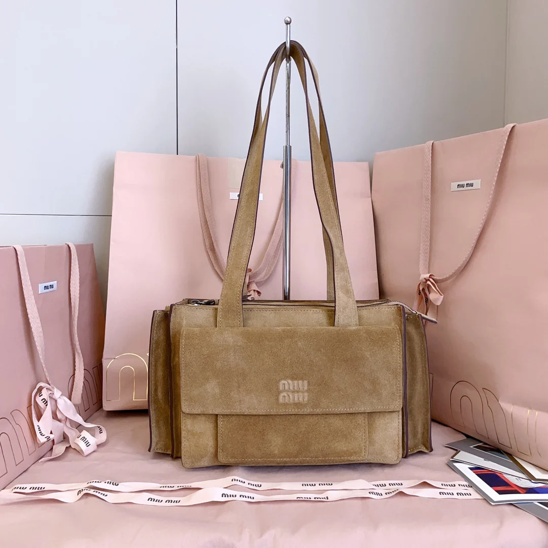 Miu Miu 5ba178 - Замшевая длинная сумка-мессенджер - Цвет хаки