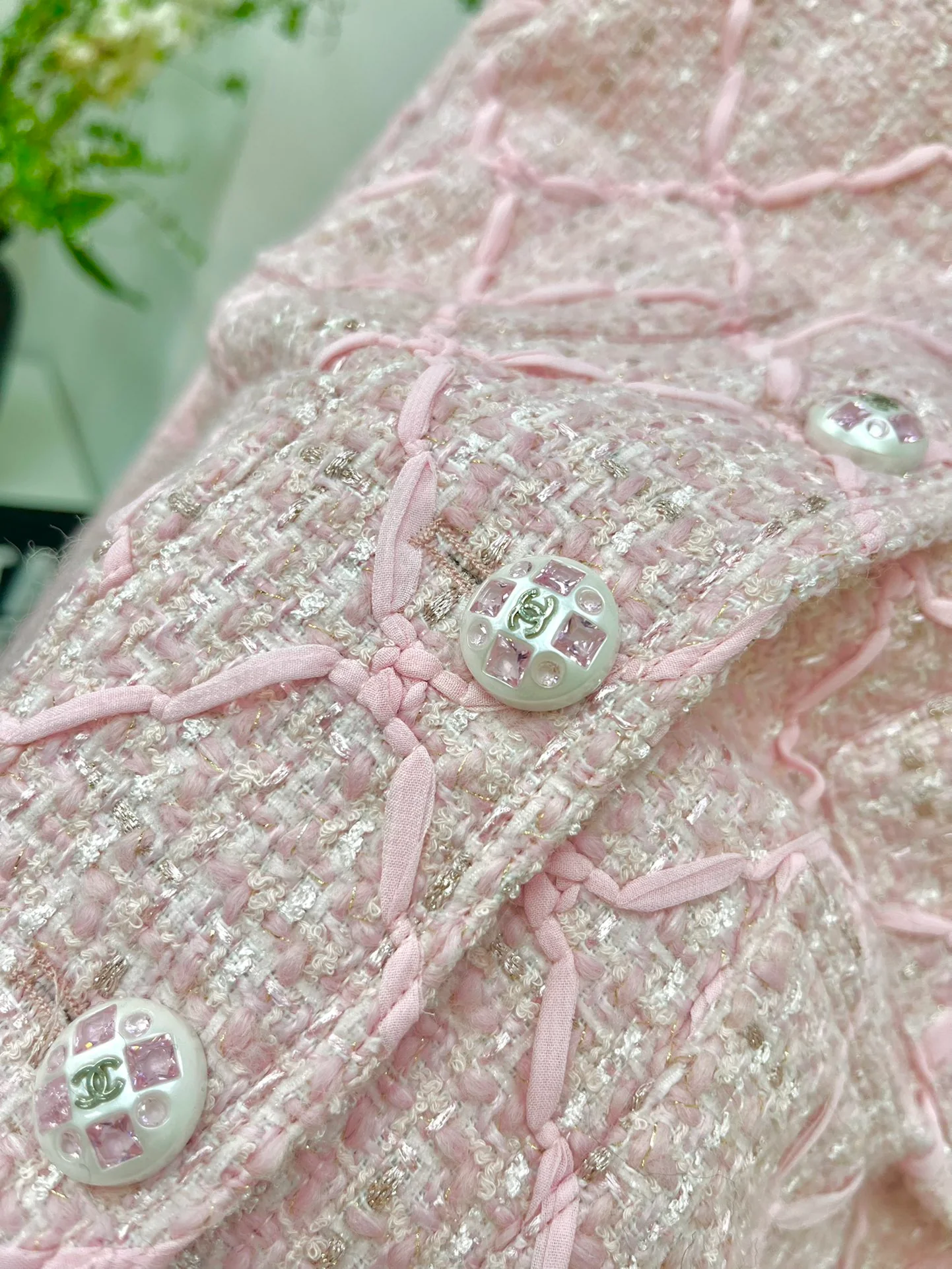 Куртка Chanel 2403 ?Камелия? — розовая.