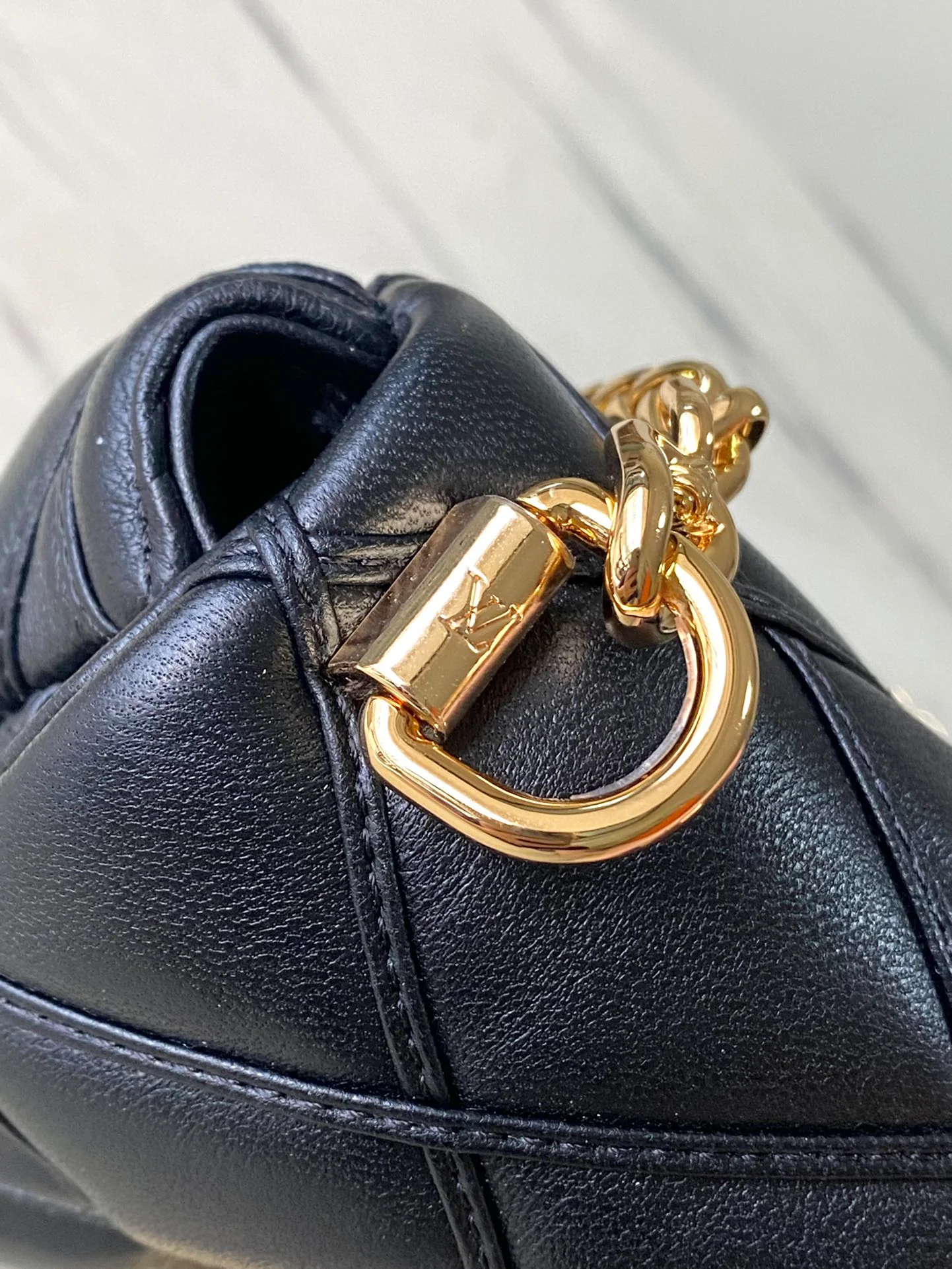 Сумка m23625-LV-pic0go-14, черная.