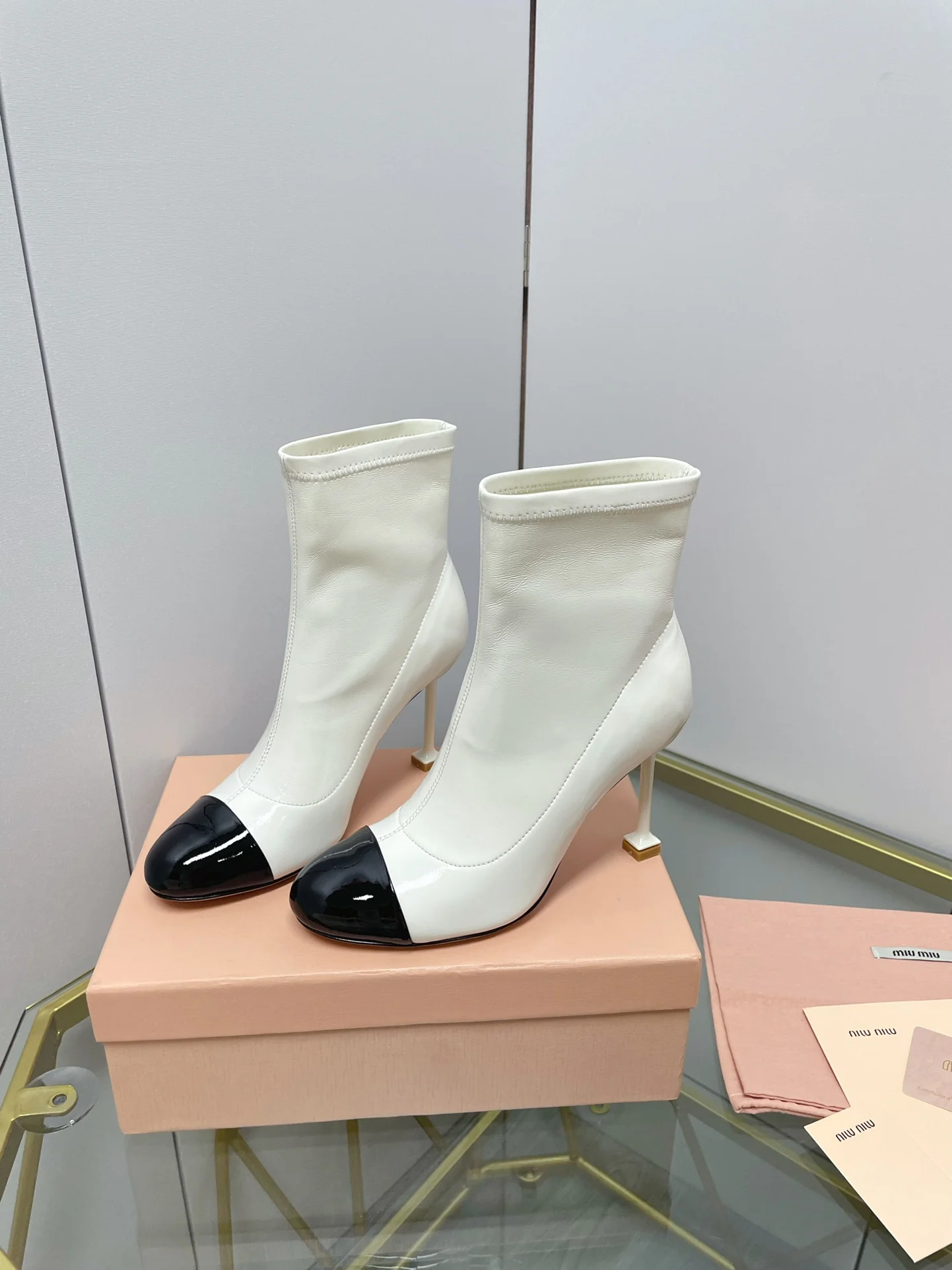 Miu Miu - Ботинки на шпильке с круглым носком