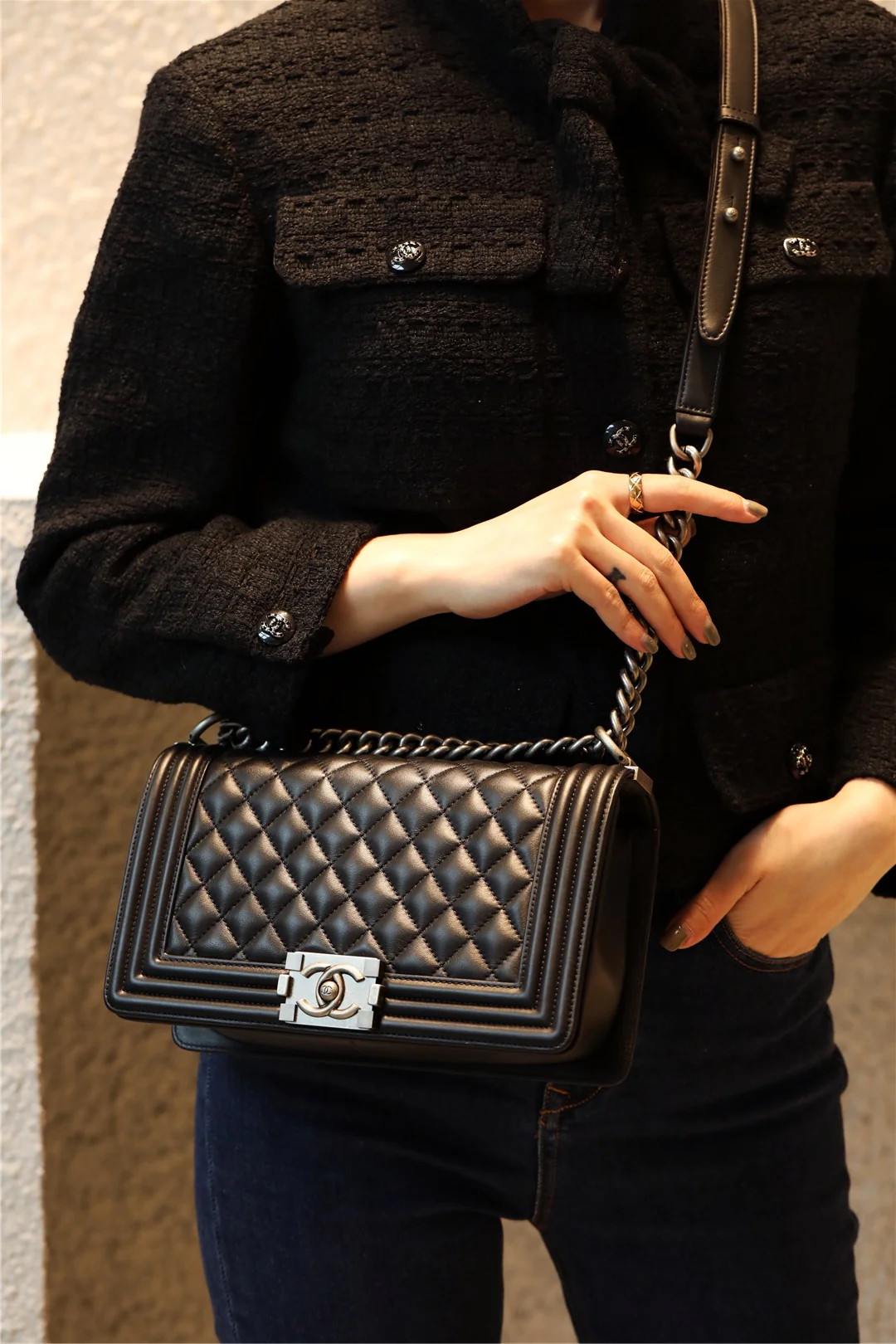 Chanel Le Boy 25 - Черная телячья кожа - Винтажная серебряная пряжка