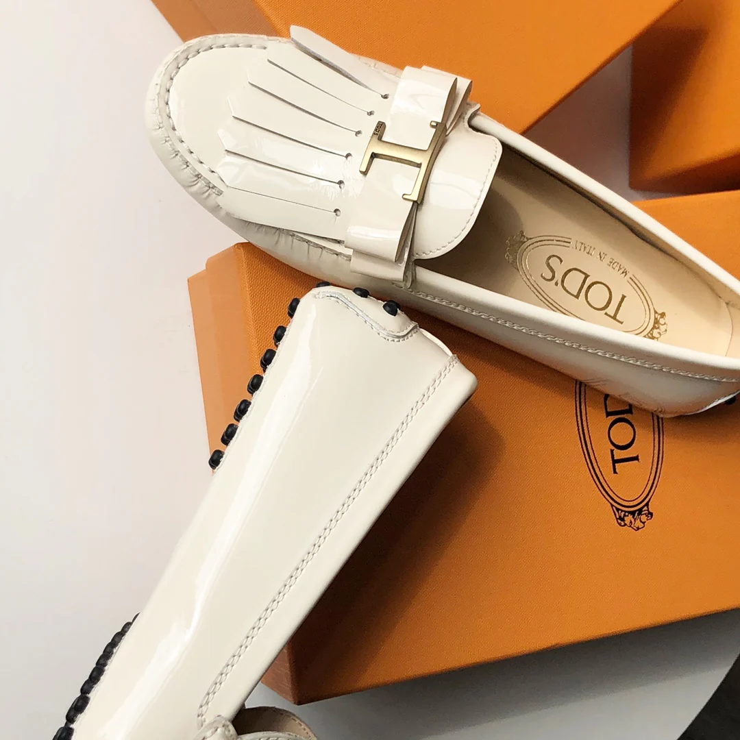 Tods - Лоферы с кисточками - Туфли без шнурков