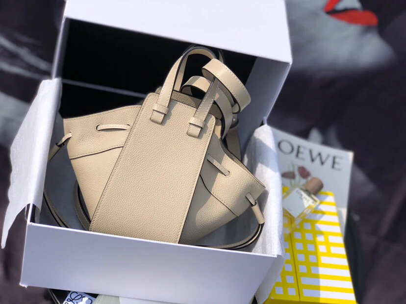 Loewe-hammock-mini-11x19-5x17-cm-10