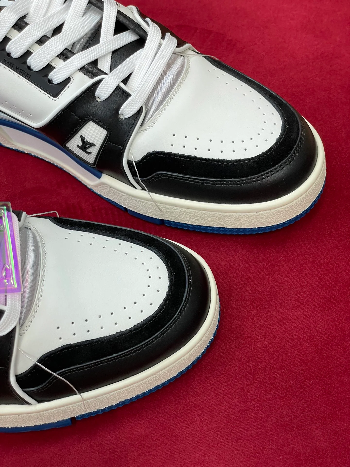 Кроссовки LV Trainer Series - Спортивная обувь - Унисекс - Белый/Черный - 1