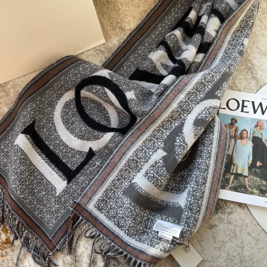 Шарф Loewe New Love, двусторонний, 2022 год - 30 см - 180 см - 90 см - Шерсть - 10 см - Накидка из козьей шерсти