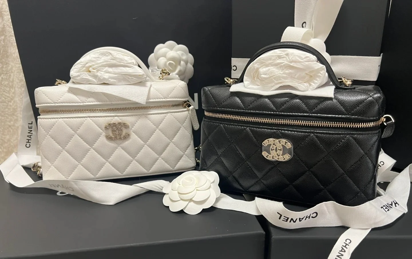 Сумочка Chanel 25p Heart Diamond LP с цепочкой - белая