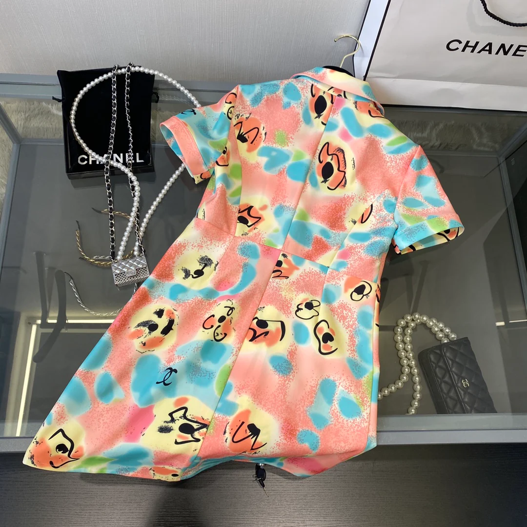 Платье из легкой ткани из винтажной коллекции Chanel