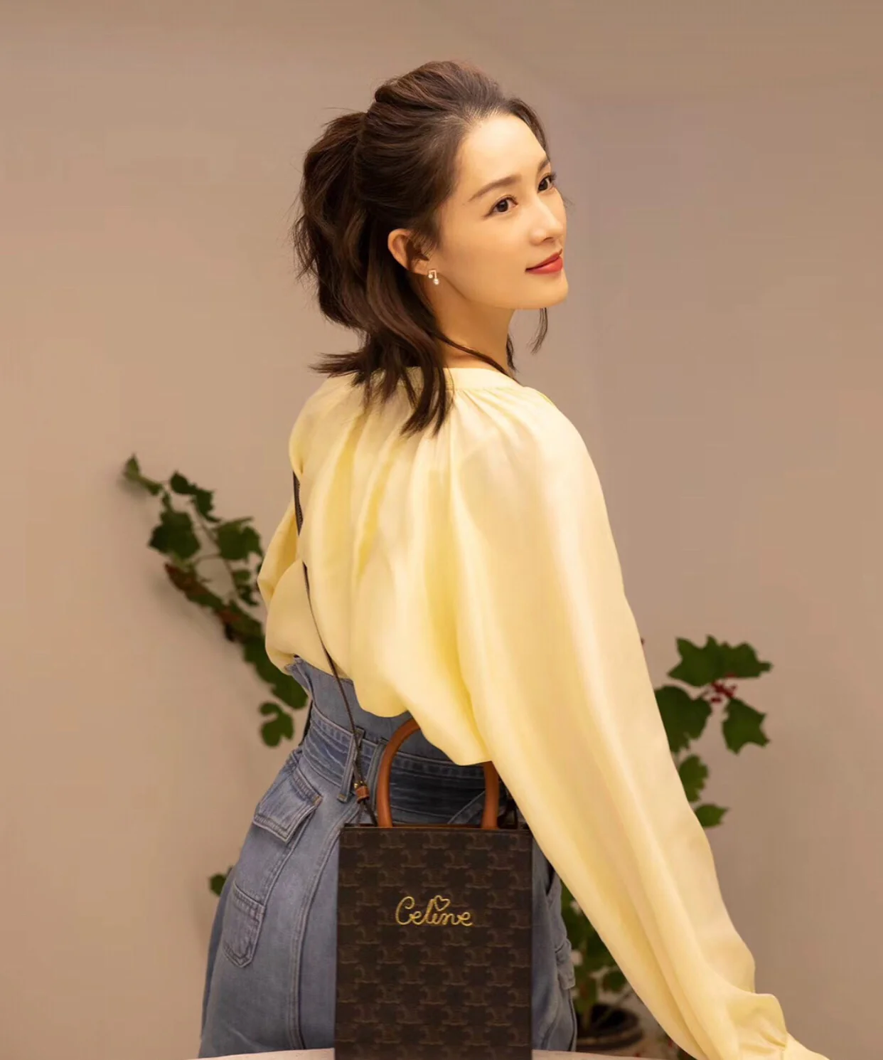 Селин - Дизайн вышивки к празднику Циси