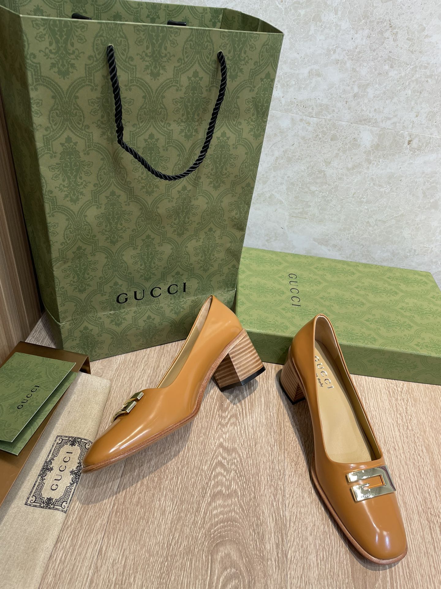 Gucci - 22 Ранняя весна - Ретро - Туфли на низком каблуке - 3