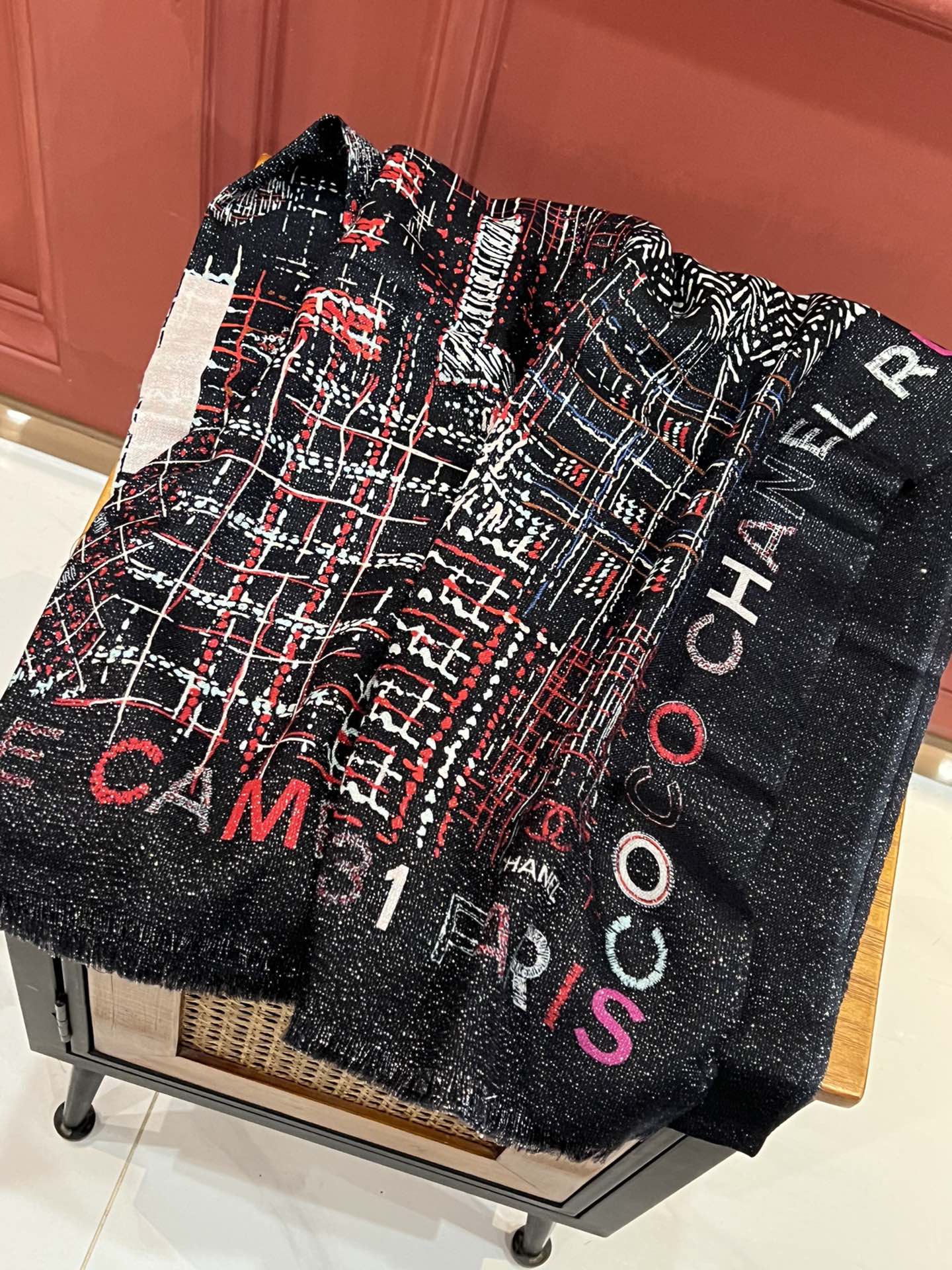 Кашемировый шарф Chanel – 31 Rue Cambon – 110–200 см