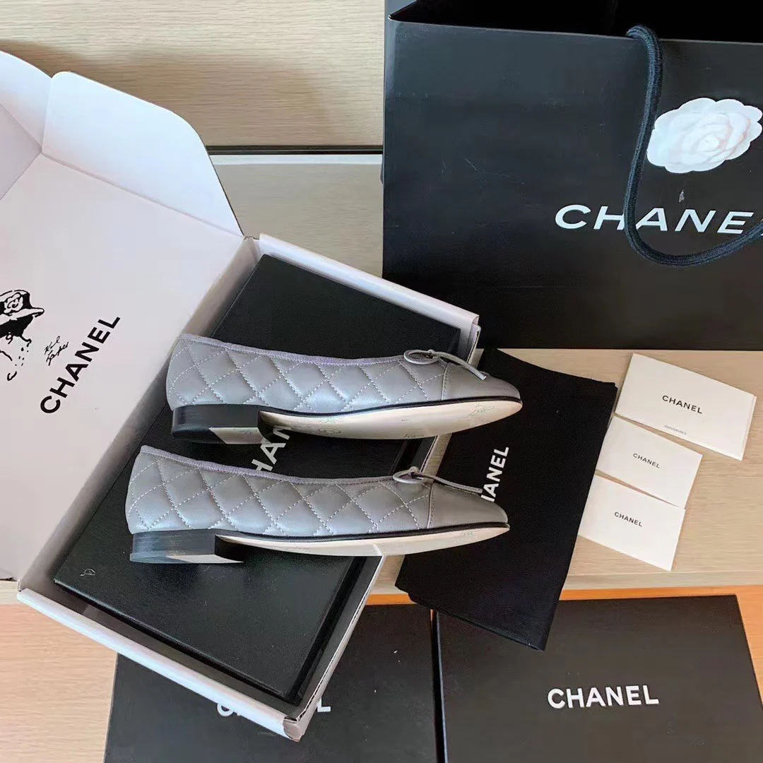 Классические балетки Chanel - серые