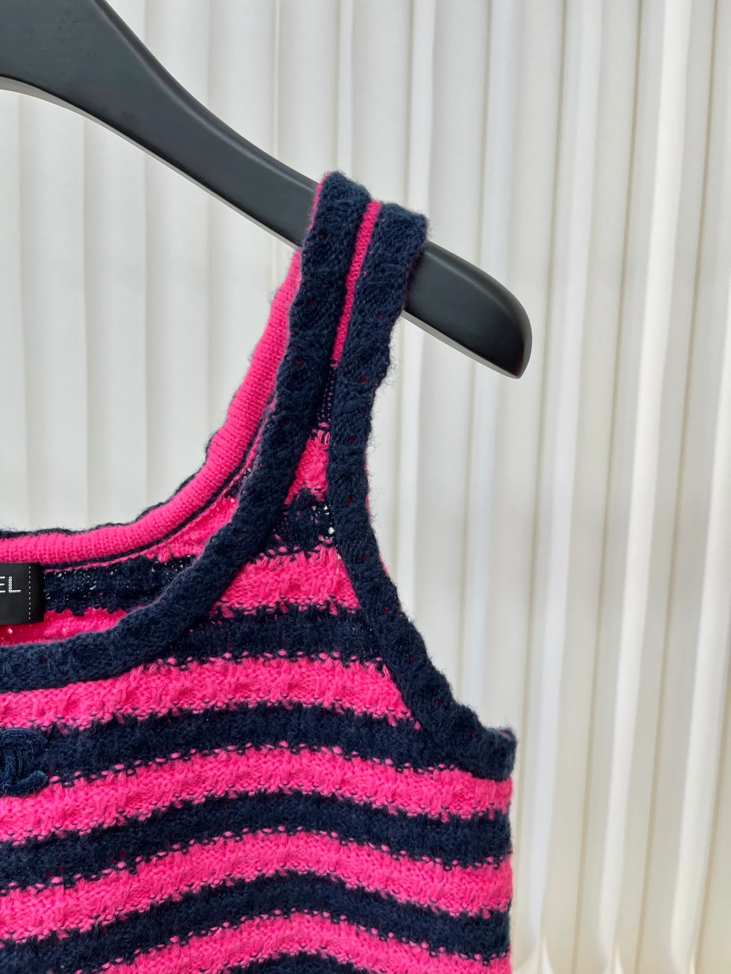 Chanel 2403 - Полосатый жилет с круглым вырезом - Персиковый