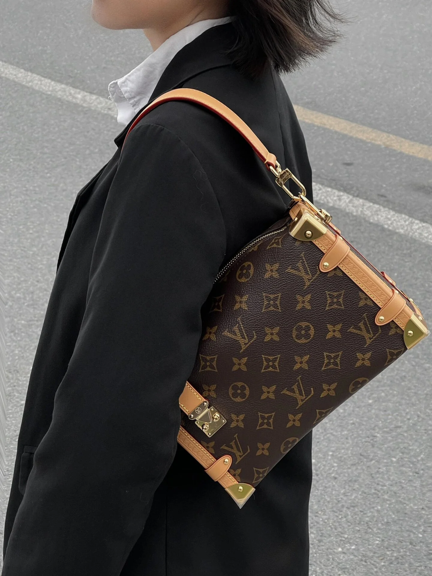 m46358-LV-side-trunk-mm-handbag/shoulder bag