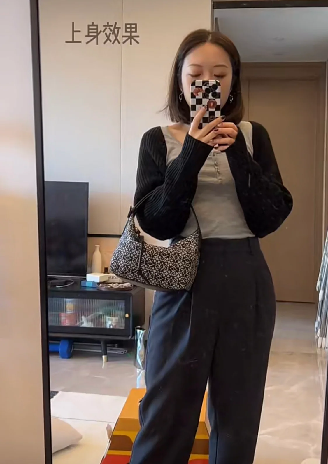 Сумка Loewe Cubi - жаккардовая телячья кожа - маленькая - черная - 1