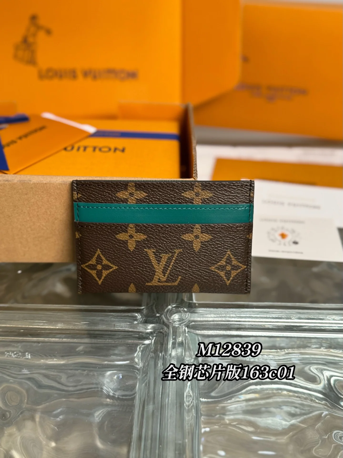 LV-m12839-monogram-macassar держатель для карт темно-зеленый