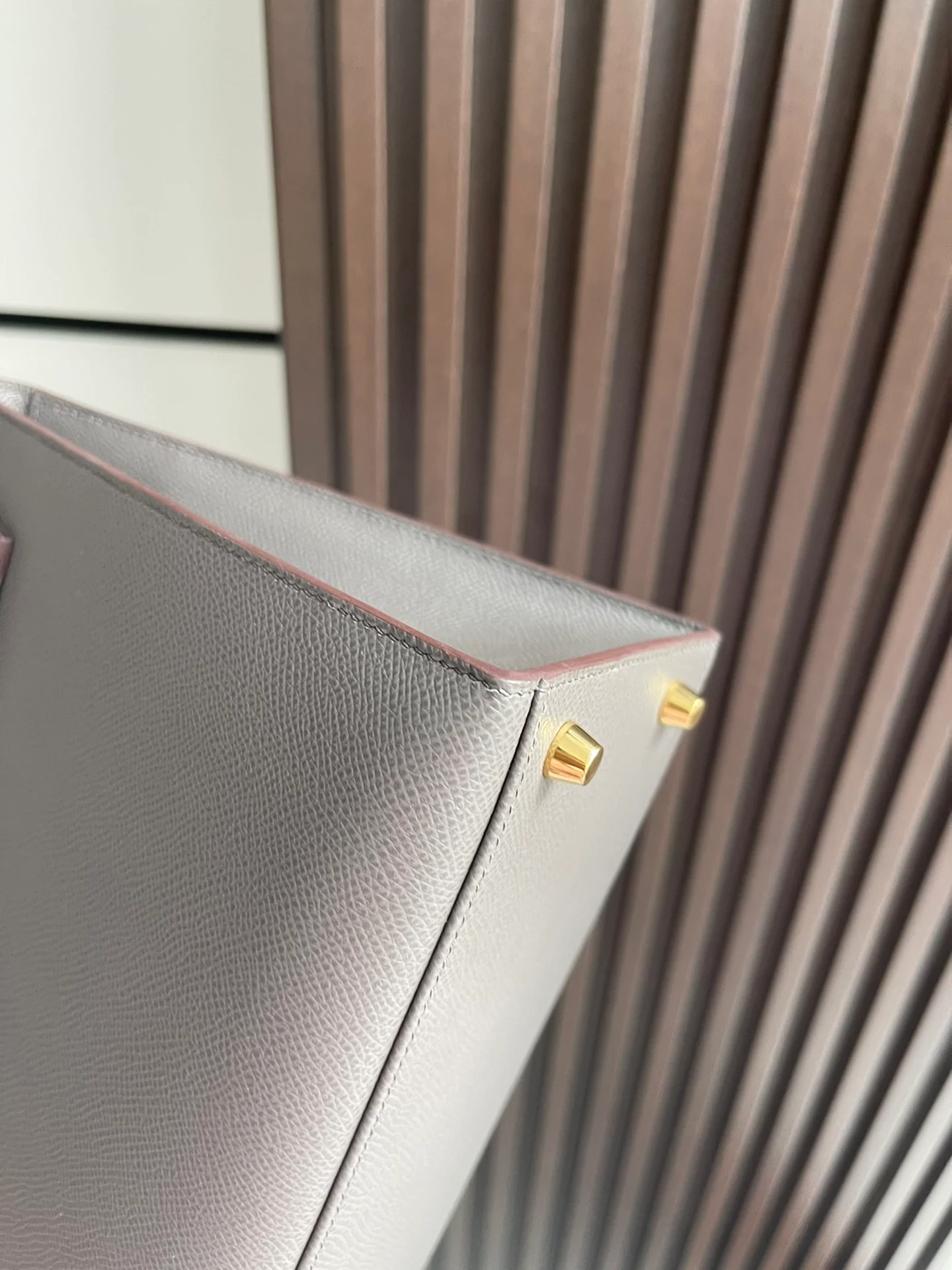 Hermes-kelly-28-epsom-outer seam-8f tin ash-gold buckle